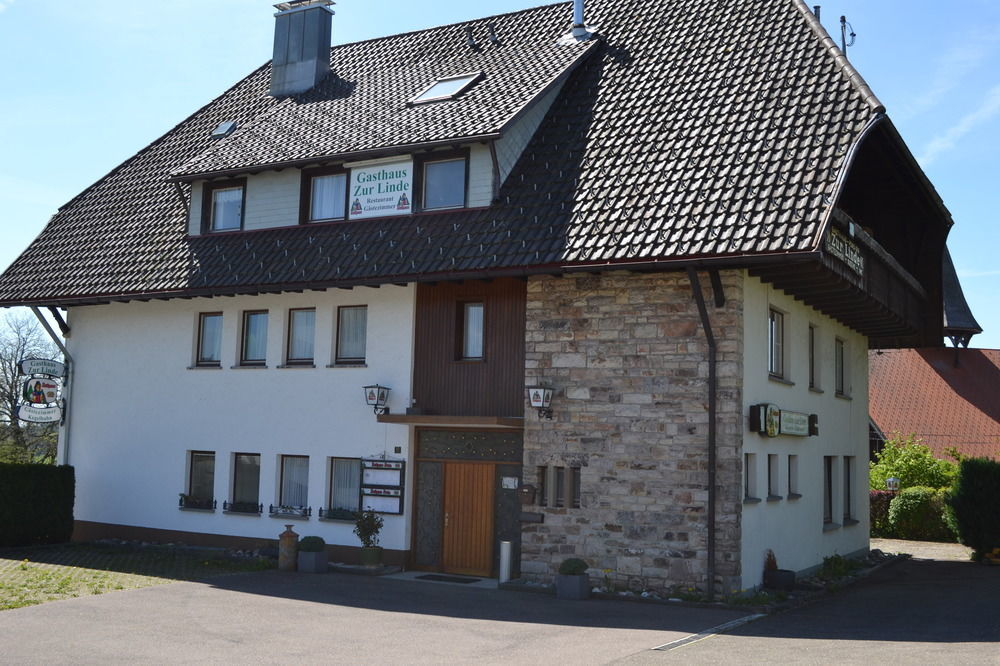 Black Forest Rooms グラーフェンハウゼン エクステリア 写真