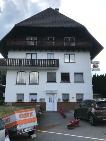 Black Forest Rooms グラーフェンハウゼン エクステリア 写真